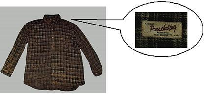 紫色Tシャツの写真