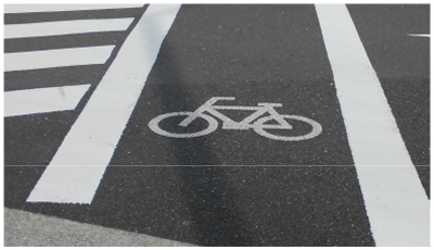 「自転車横断帯」があるときの画像