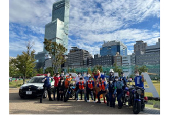 キャンペーンに参加した方々の集合写真