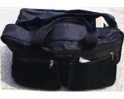黒色ビニール製手提げ鞄の写真