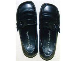 黒色ヒール靴の写真