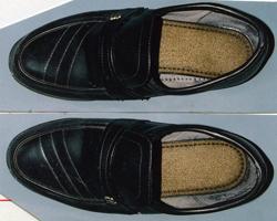 黒色短靴（26センチ）の写真