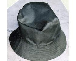 ベージュ色ハット帽子の写真