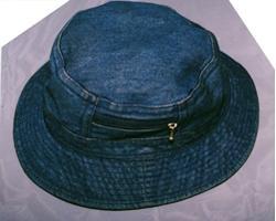 青色ハット帽子の写真