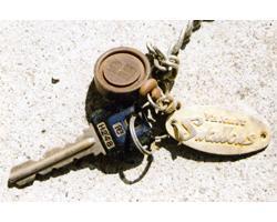 鍵（鎖付き）の写真