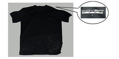 黒色半袖Tシャツの写真