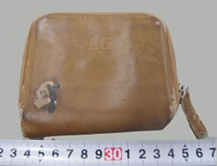 茶色合皮製財布