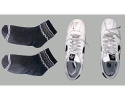 運動靴（ナイキ、27.0）、靴下の写真