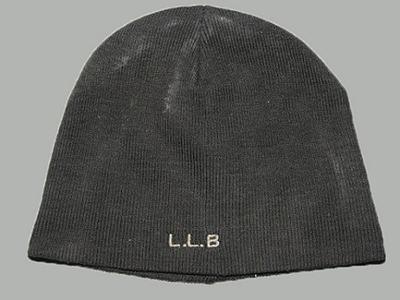 黒色ニット帽の写真