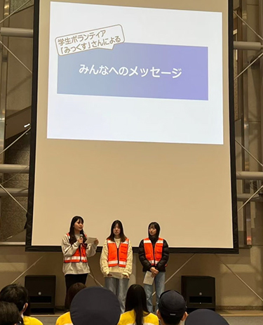 痴漢被害防止キャンペーンの様子2