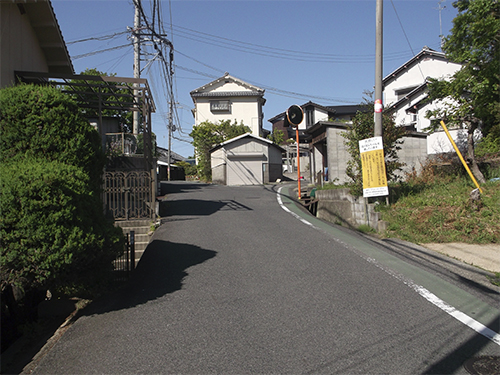 七山交差点付近から最終目撃地点（西側より撮影）の写真