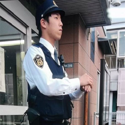 大阪体育大学出身の警察官の写真