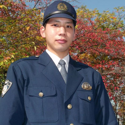広島修道大学出身の警察官の写真