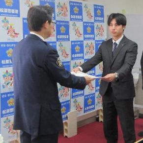 大阪シティ信用金庫従業員の方に感謝状を贈呈